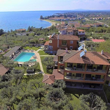 Sunday Resort Yerakini Eksteriør billede