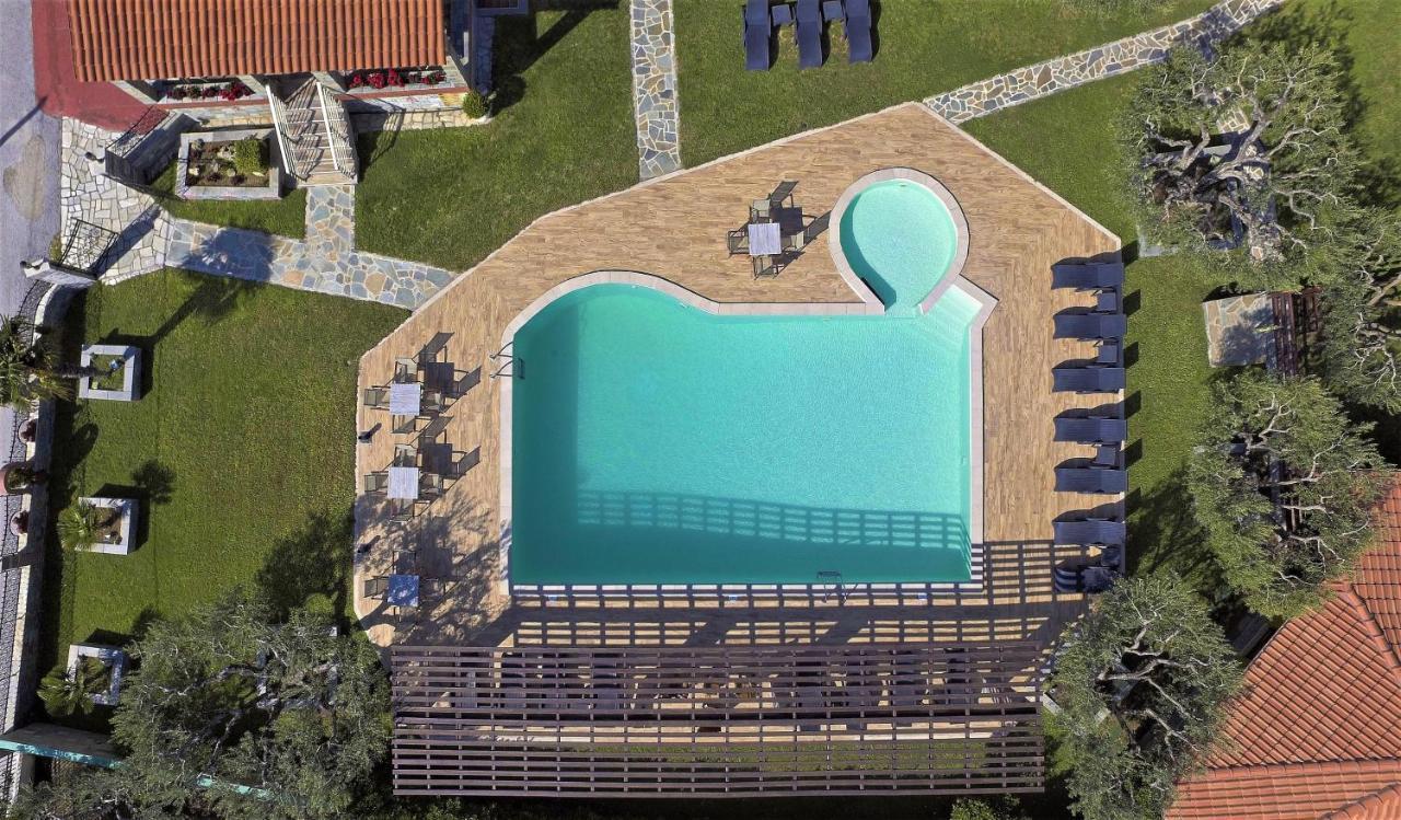 Sunday Resort Yerakini Eksteriør billede