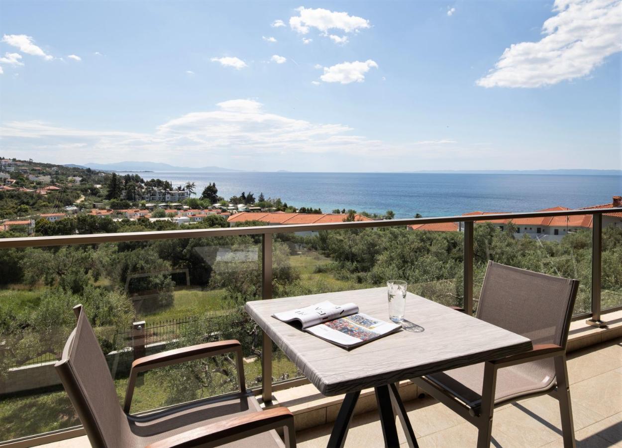 Sunday Resort Yerakini Eksteriør billede